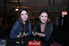  Verónica Ortuño y Rebeca Ramírez.