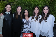  Paulina, Charo, Charo, María y Vero Ortuño.