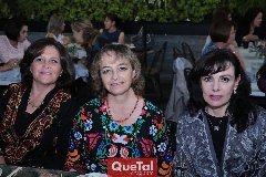  Fabiola González, Lorena González y Alicia Gallegos.