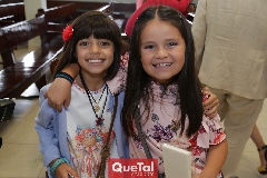  Sofía y Camila.