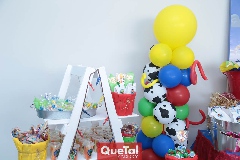  Mesa de dulces.