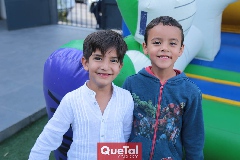  Andrés y Alonso.