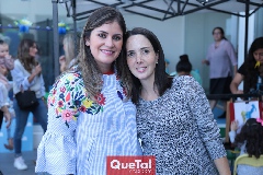  Montse  y Mariana.