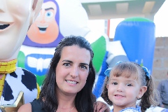  Sandra y Eugenia Mercado.