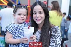  Sofía Villaseñor y Adriana Ramón.