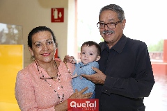  Carmen Mayoral, Marcelo y Manuel Medellín.