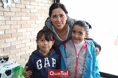  Ana Laura, Aurora Torres y Paula Sofía .