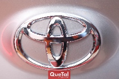 TOYOTA CAMRY.
