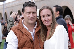  Javier Vallejo, Maru Muñiz y Vale.