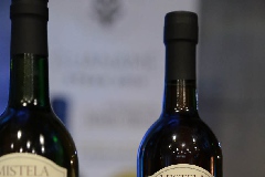  Vino Mistela de Cordelia.