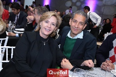  Rosy Mercado de Torres y Ricardo Torres Corzo.