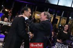  Una grata noche.