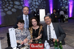 Miguel Ángel Santos, Genoveva Calderón, Patricia Martínez y Toño Ramos Medina.