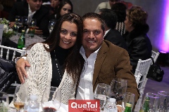  Lorena Mendoza y Alejandro Pérez.