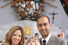  Marilú Paredes, Humberto Pérez y su hija María José.