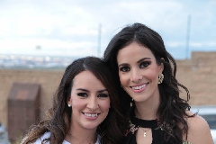  Sandra De la Garza y Mary Carmen Meade.