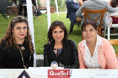  Claudia Abud, Martha Hernández y  Mari Carmen Ferrer .