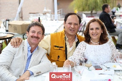   Martin Gallo, Ernesto González y Rita Santillán .