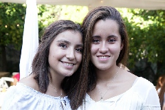  Fernanda y Paola.