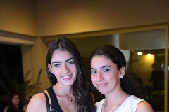  Montse Madrigal y Paola Córdova.