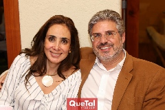 Cristina Chevaile y Miguel Ángel Bazúa .