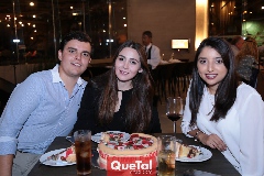  José Luis Martínez, Melissa Morales y Michelle Ortíz.