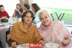  Laura Orozco y Rosalinda de Silva.