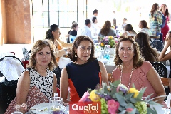  Cony Villasuso, Regina Boelsterli y Macarena Pérez.