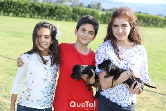  Carmina, Joaquín y Daniela Madrigal.