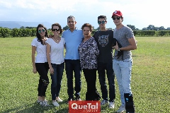  Familia Madrigal Valle.