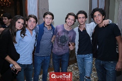  Vale, Raúl, Víctor, Beto, Santi y Chemi.