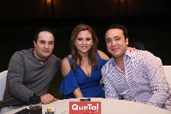  Mauricio Suárez, Lorena Madrigal y Memo Rivera.