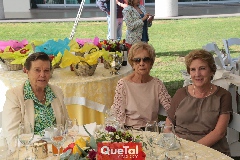  Pilar García, Teresa Doucolombier y Yusa Mendizábal.