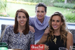  Laura de la Rosa, Lucía Martínez y Mónica Torres.