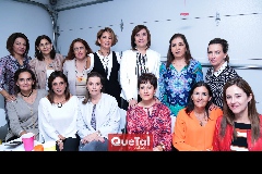  Claudia Quintero, Luchi Castelo, Martha Huerta, Isabel Carrillo, Tere Barrera, Sofía Carillo, Lucía Martínez, Gaby Villanueva, Odile Sánchez, Charo Valladares, Claudia Díaz de Sandi, Marcela Valle y Lourdes Gutiérrez.