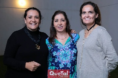  Pato Meade, Sofía Carrillo y Gaby Villanueva.