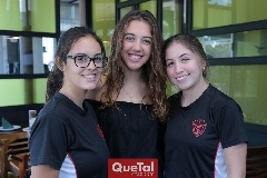  Marthita Ricavar,Mónica Michel y Regina Morones.