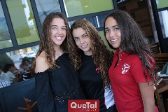  Mónica Michel, Renata Fernández y Pau Méndez.