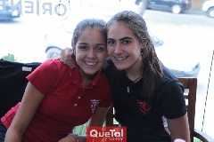  Natalia Rentería y Fer García Rojas.