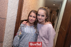  María Emilia y Camila.