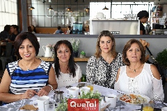  Graciela Manzano, Bertha Jara, Verónica Ramírez y Rosy Padilla.