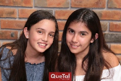  Aurora y Carolina.