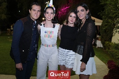 Juanfer Rojas, María José Rodríguez, Daniela Meade y Paulina Torres.