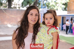  Ale Díaz Infante y Julia.