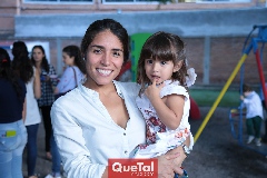  Adriana Botello e Isa.