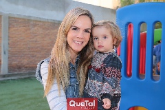  Elsa Paz y Elena.