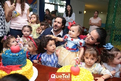  Familia Martínez Meade.