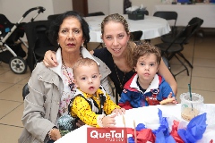  Nena Torres Corzo, Fernanda Guevara, Roberto y Alejandro.