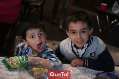  Juan Carlos y Roberto.