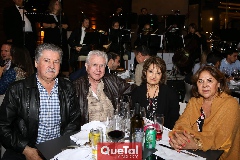  Ricardo Jiménez, José Luis Muñoz, Martha Rodríguez eIsabel Ortiz.